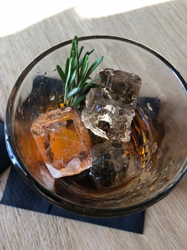 recept drunken mel rozemarijn black tea rum angostura sea salt oil talisker skye recept drunken mel rozemarijn black tea rum angostura sea salt oil talisker skye